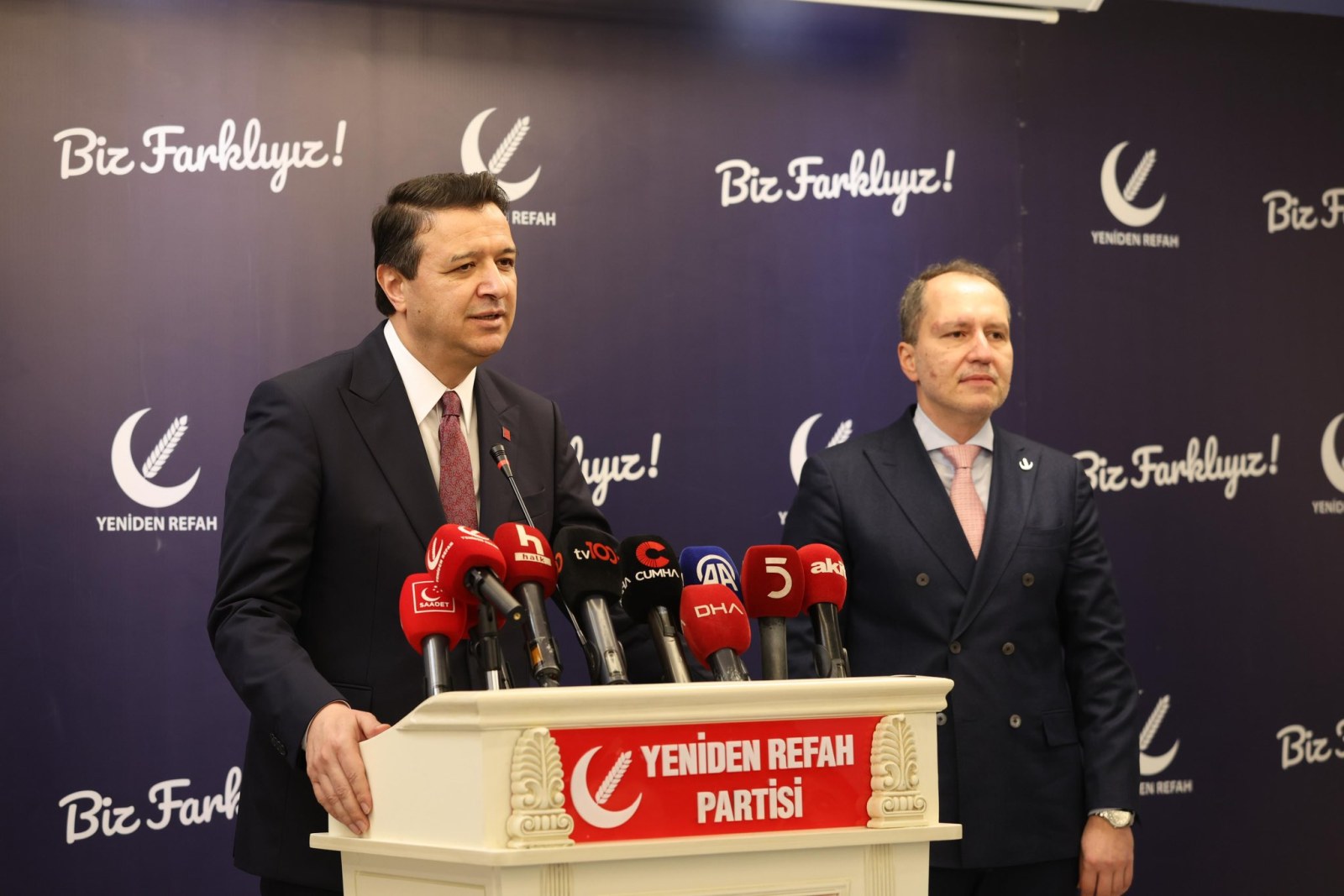 Saadet Partisi'nden Yeniden Refah Partisi'ne Ziyaret : Arıkan 'Kararsız Seçmen Kitlesine Cevap Vermek İçin İş Birliğimizi Genişleteceğiz'