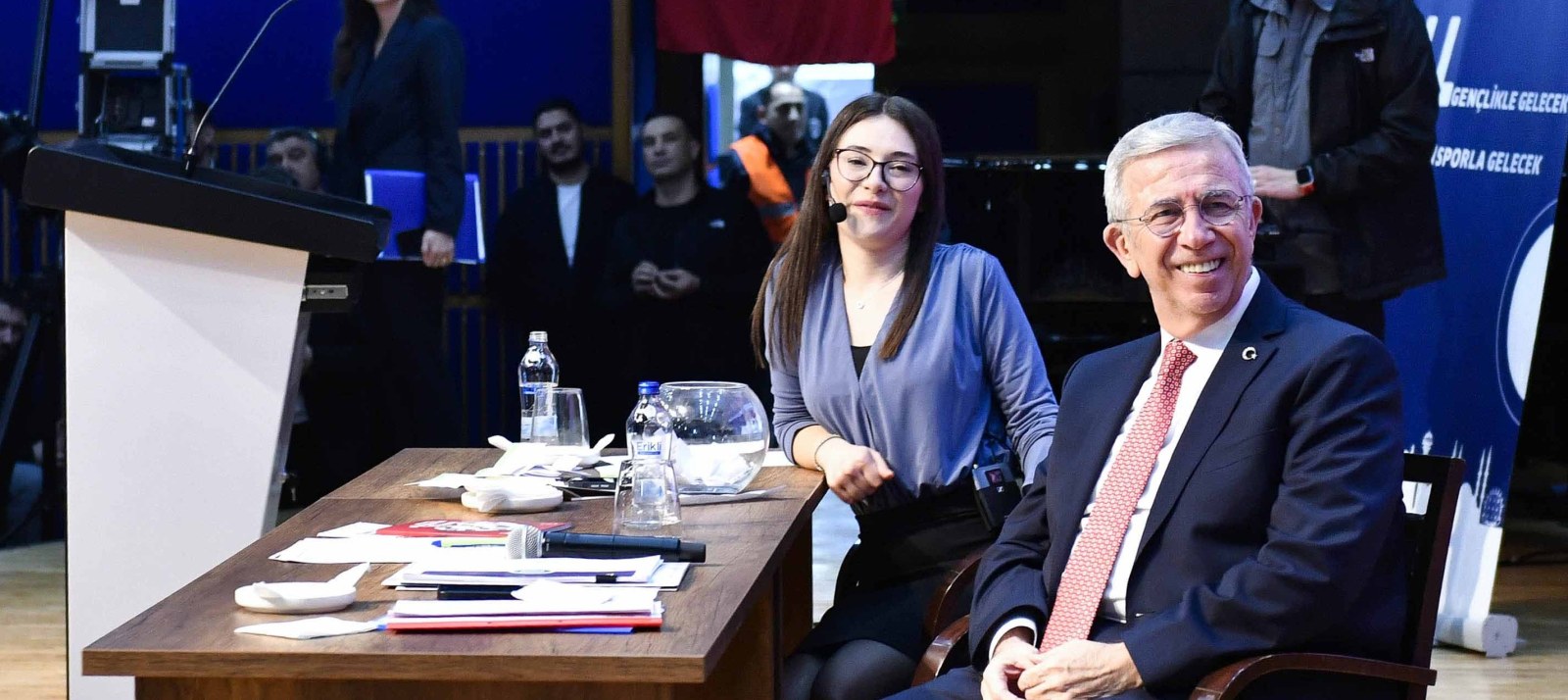 Mansur Yavaş'tan 'Ücretsiz Çorba' Çıkışı: 'Yargılanacaksam da Çorba Dağıtmaktan Yargılanayım'