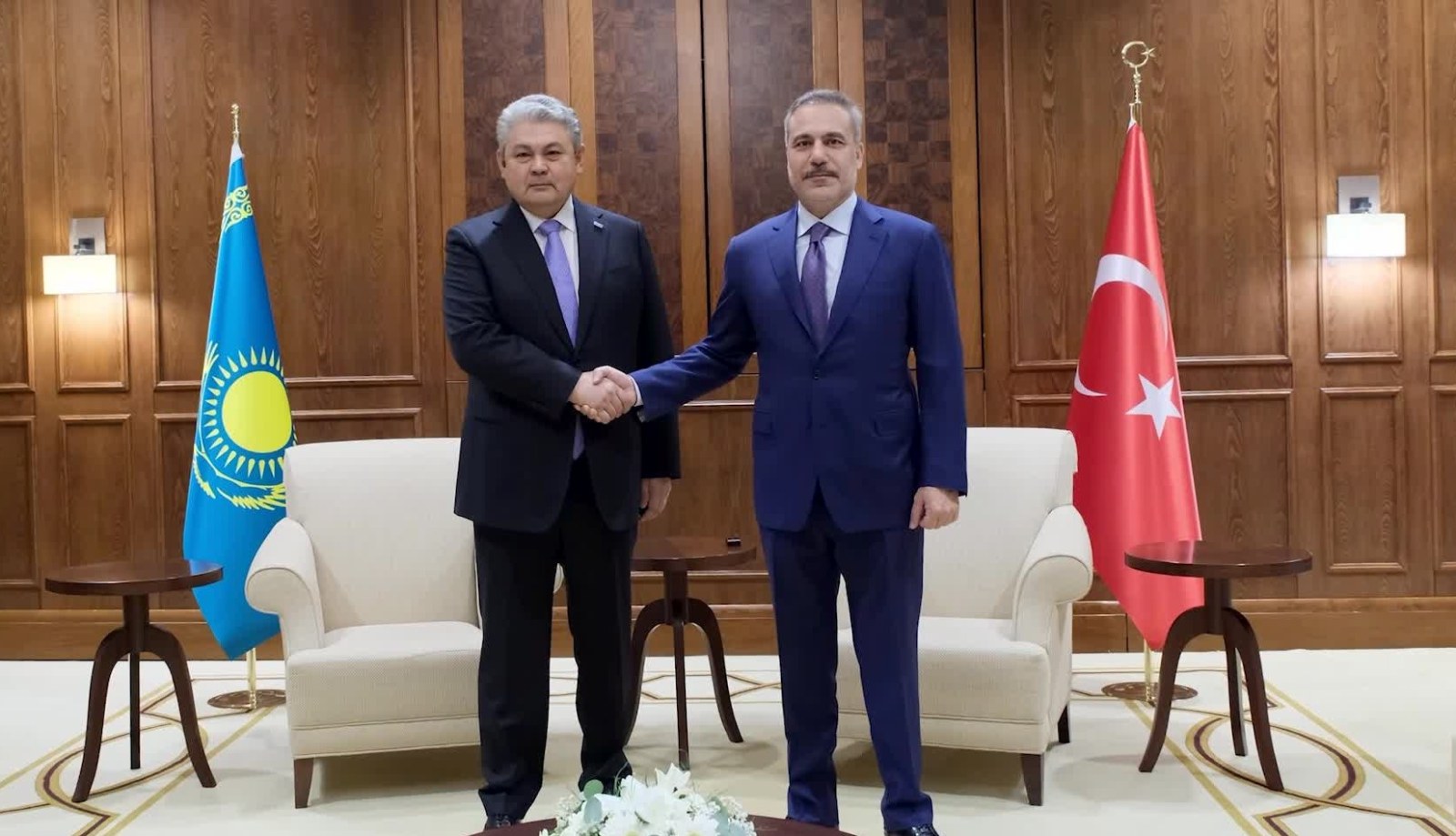 Ankara'da Türkiye-Kazakistan Stratejik İş Birliği Zirvesi: Fidan ve Koşerbayev Bir Araya Geldi