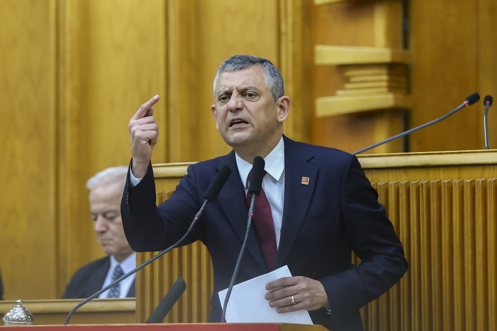 Özel'den Sert Açıklamalar: 'İktidara Bozuk Tohum Mesut’la Gidilmez Ama Zeydan’la Gidilir, Mansur Yavaş’la Gidilir, Ekrem Başkanla Gidilir.'