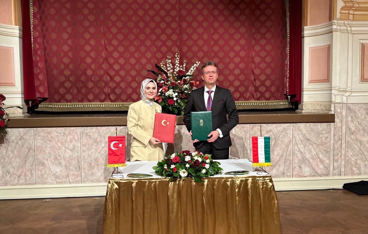 Türkiye ve Macaristan Aile Politikalarında İş Birliğini Güçlendiriyor