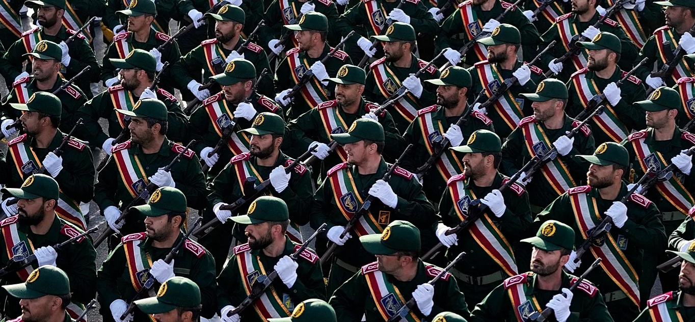 İran'dan Tarihi Harekat Uyarısı: 'En Yıkıcı Taarruz Yakında'